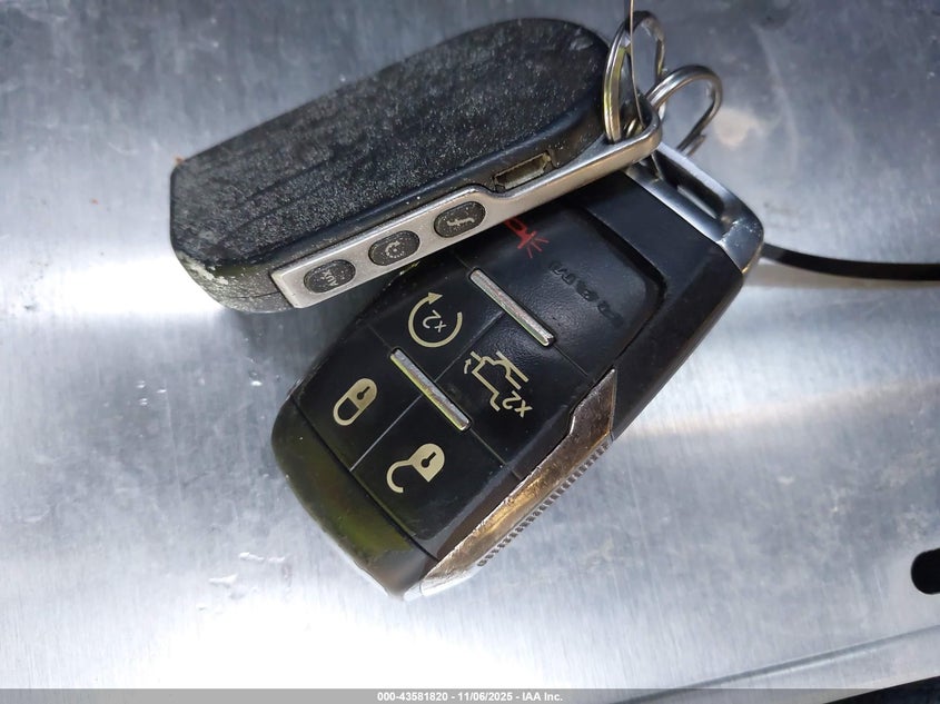 2020 Ram 3500 Limited 4X4 8' Box VIN: 3C63RRRL8LG155231 Lot: 43581820