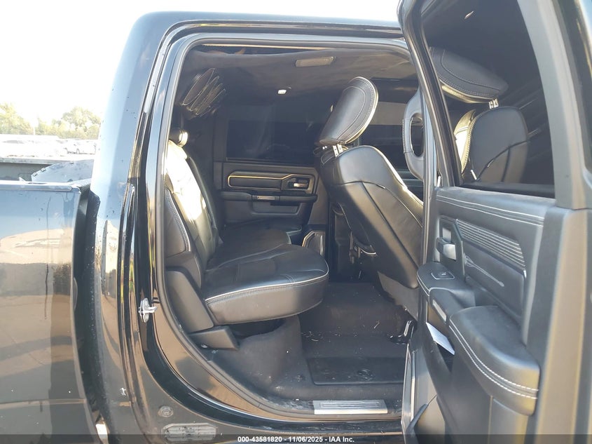 2020 Ram 3500 Limited 4X4 8' Box VIN: 3C63RRRL8LG155231 Lot: 43581820