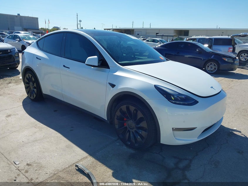 TESLA MODEL Y PERFORMANCE DUAL MOTOR ALL-WHEEL DRIVE