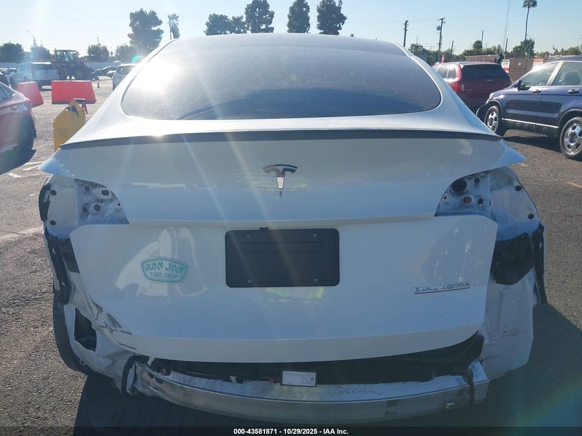 2020 Tesla Model Y Long Range Dual Motor All-Wheel Drive/Performance Dual Motor All-Wheel Drive VIN: 5YJYGDEFXLF040773 Lot: 43581871