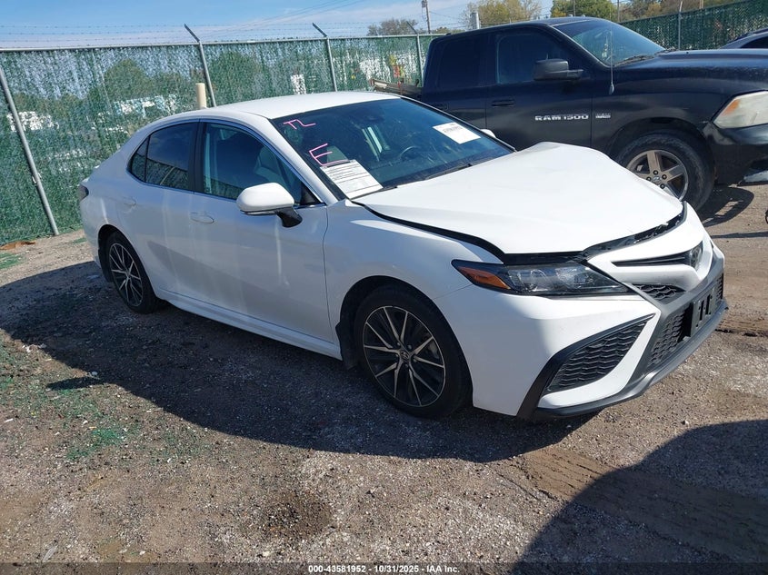 2024 TOYOTA CAMRY SE - 4T1G11AK6RU855482