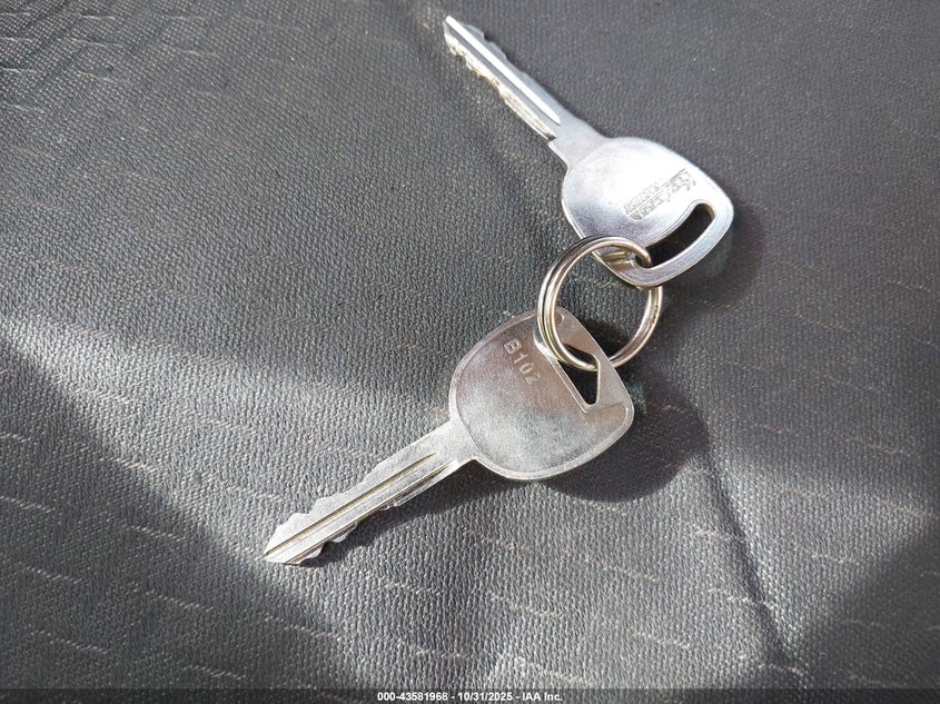 2004 Chevrolet Avalanche 1500 VIN: 3GNEC12T04G138432 Lot: 43581968