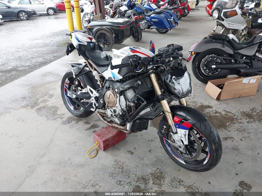 2022 BMW S 1000 R - WB10E5308N6E37873