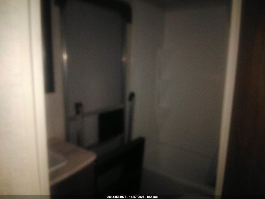 4X4TWDB22M7368043 2021   photo no. 14