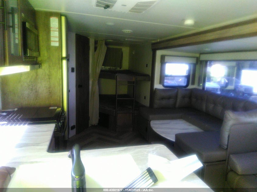 4X4TWDB22M7368043 2021   photo no. 5