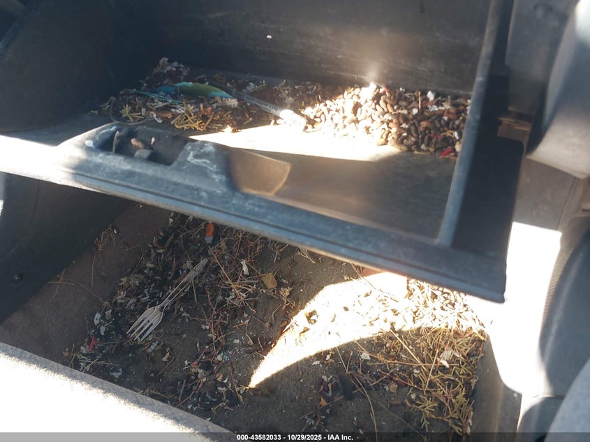 1998 Honda Civic Ex VIN: 1HGEJ8145WL038349 Lot: 43582033