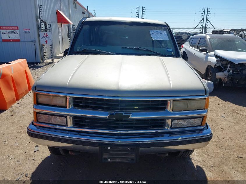 2000 Chevrolet C2500 VIN: 1GCGC23R4YF517287 Lot: 43582093