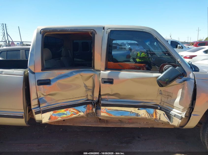 2000 Chevrolet C2500 VIN: 1GCGC23R4YF517287 Lot: 43582093