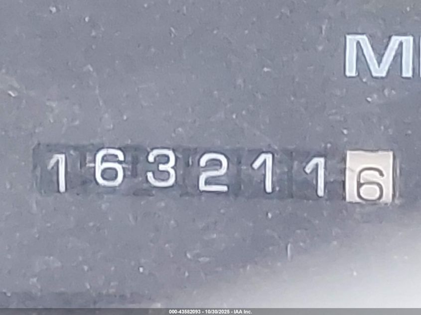 2000 Chevrolet C2500 VIN: 1GCGC23R4YF517287 Lot: 43582093