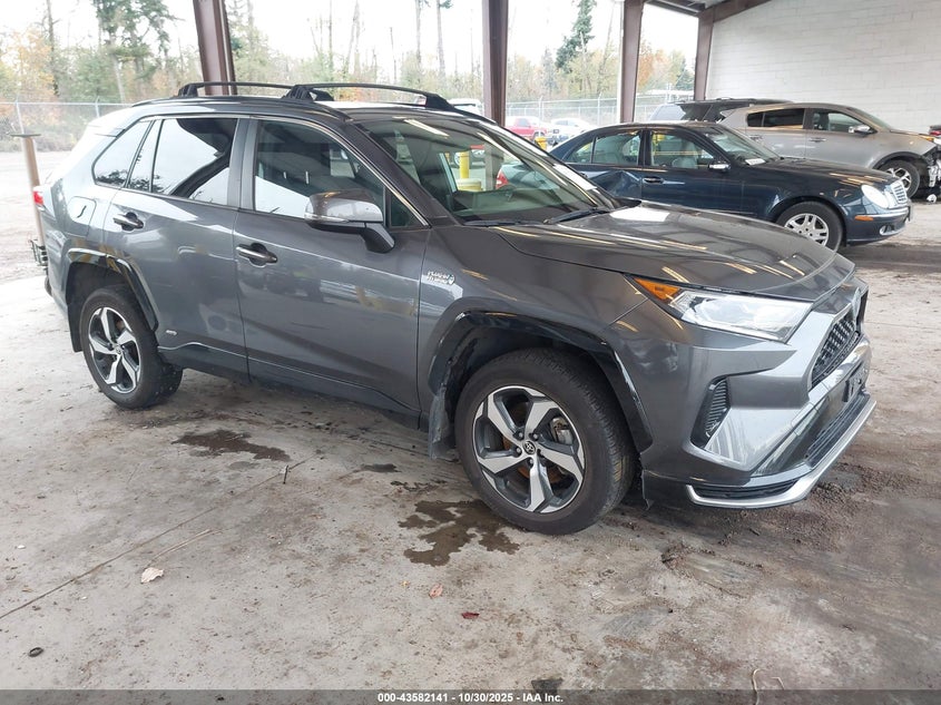 TOYOTA RAV4 SE