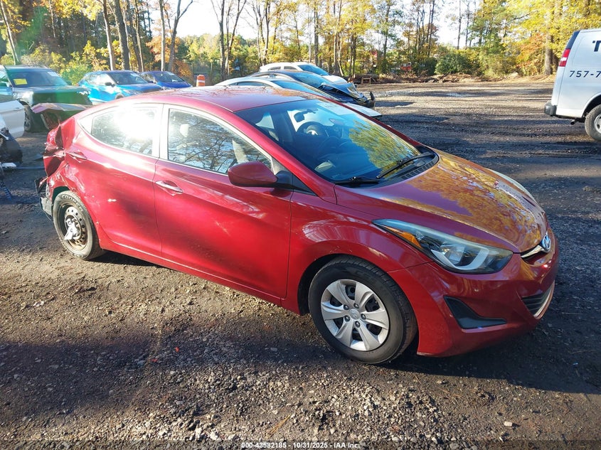 HYUNDAI ELANTRA SE