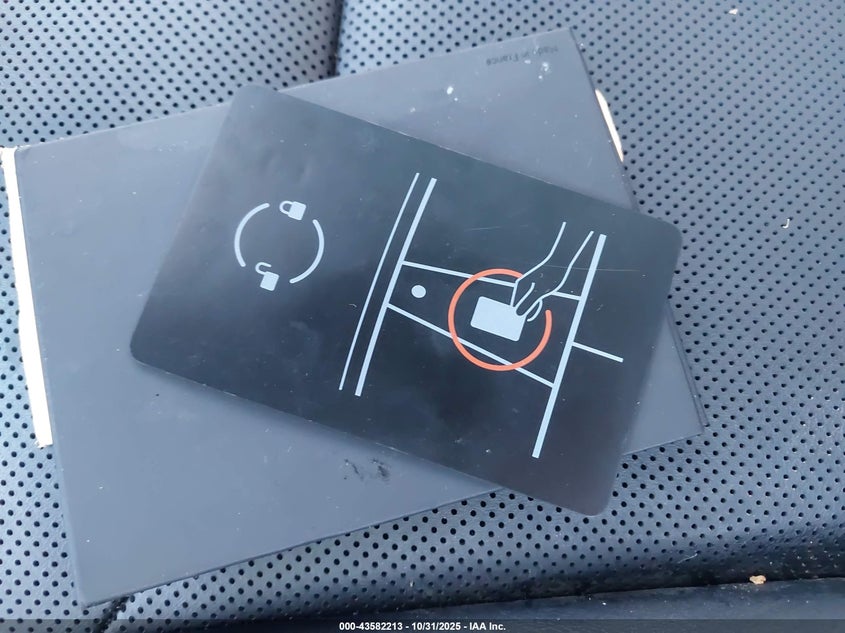 2025 Tesla Model 3 Long Range Rear-Wheel Drive/Standard VIN: 5YJ3E1EA6SF030565 Lot: 43582213