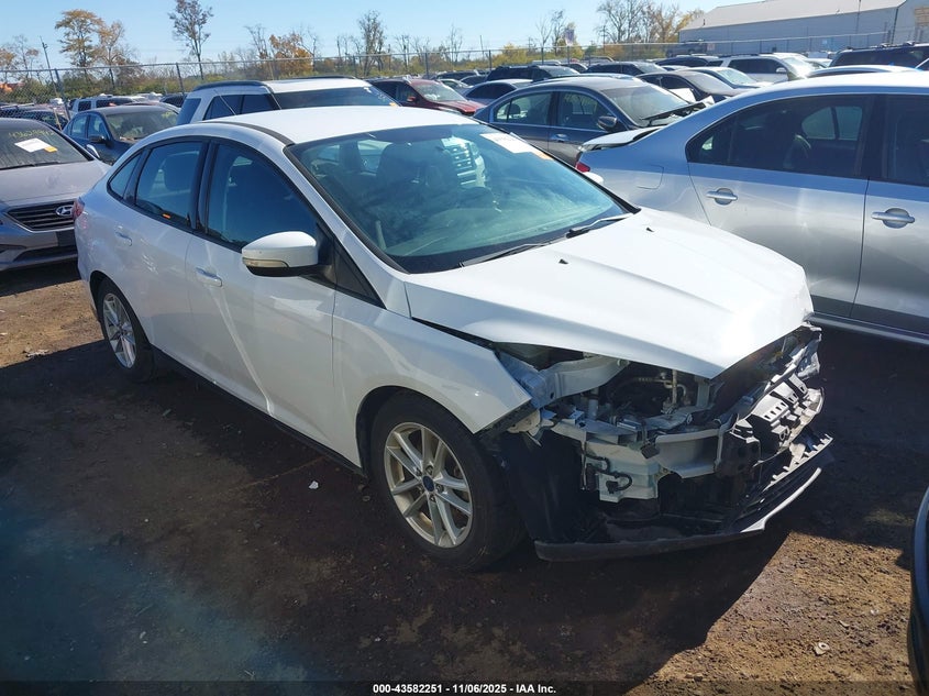 2016 FORD FOCUS SE - 1FADP3F26GL257542