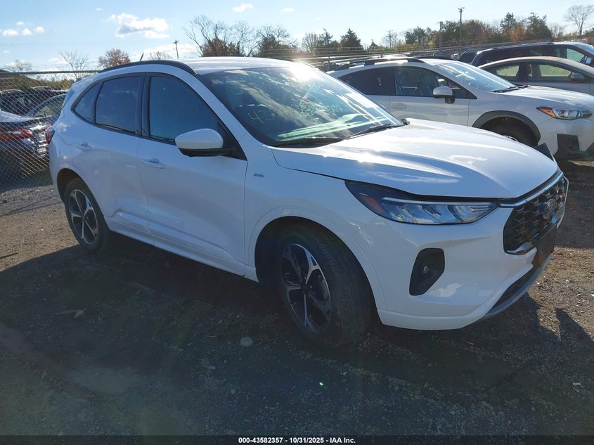 FORD ESCAPE ST-LINE SELECT