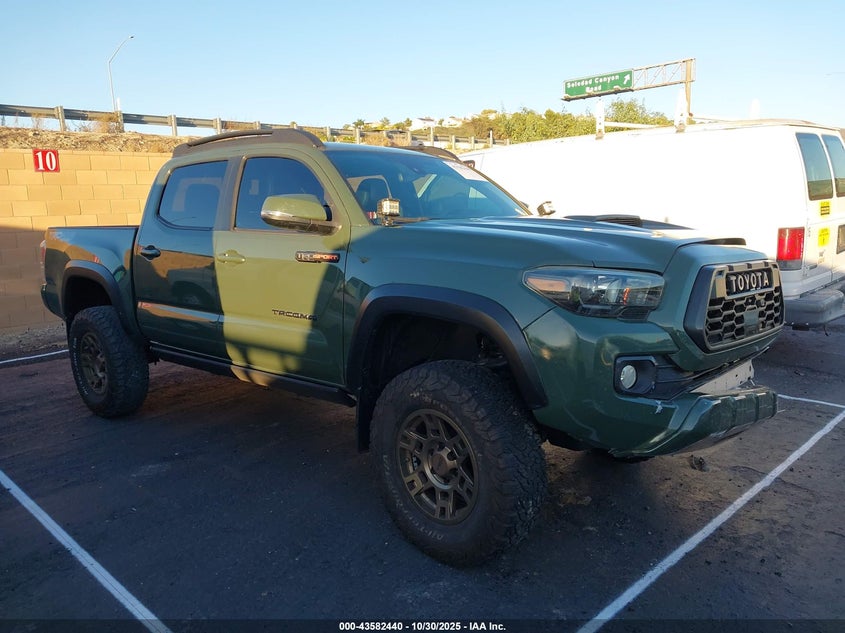 TOYOTA TACOMA