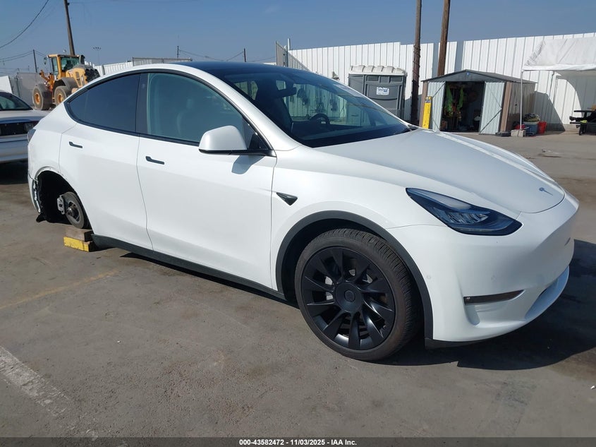 TESLA MODEL Y LONG RANGE DUAL MOTOR ALL-WHEEL DRIVE