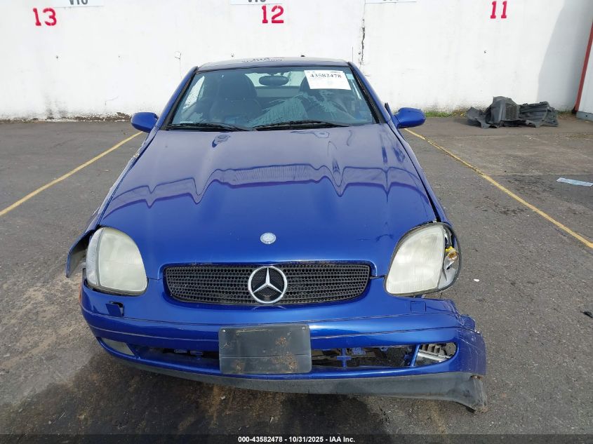 1998 Mercedes-Benz Slk 230 Kompressor VIN: WDBKK47F7WF065761 Lot: 43582478