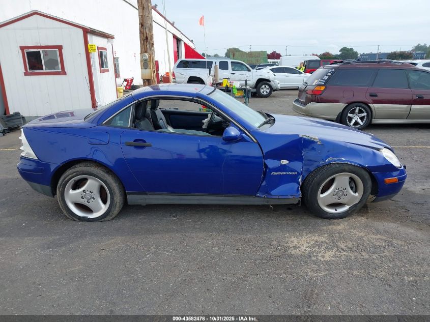 1998 Mercedes-Benz Slk 230 Kompressor VIN: WDBKK47F7WF065761 Lot: 43582478