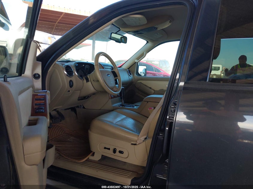 2007 Ford Explorer Eddie Bauer VIN: 1FMEU74E07UA53725 Lot: 43582497