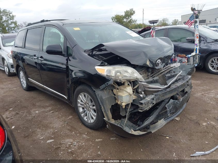 TOYOTA SIENNA XLE 8 PASSENGER