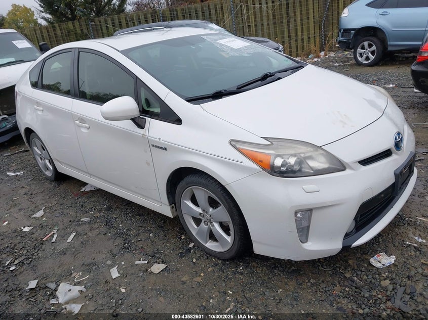 TOYOTA PRIUS FIVE