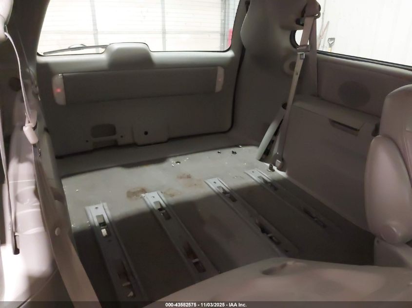 2003 Chrysler Town & Country Lxi VIN: 2C4GP54L93R225281 Lot: 43582575