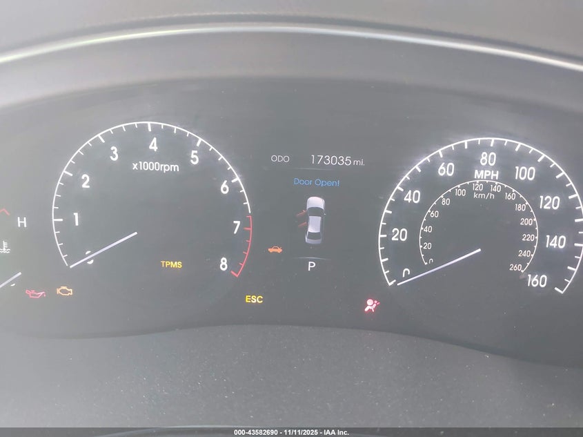 2012 Hyundai Genesis 3.8 VIN: KMHGC4DD2CU173523 Lot: 43582690