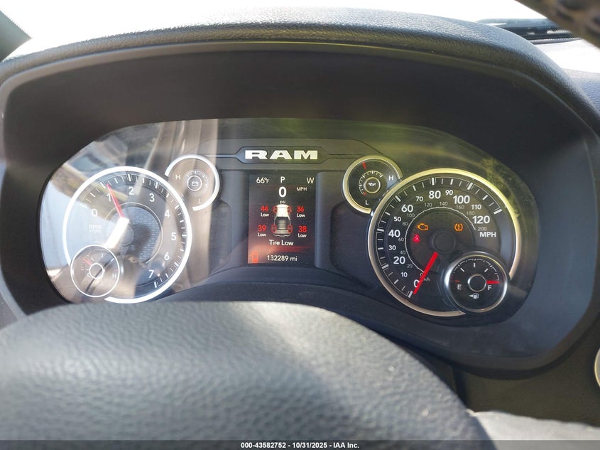 2022 Ram 2500 Big Horn 4X4 6'4 Box VIN: 3C6UR5DJ2NG280277 Lot: 43582752