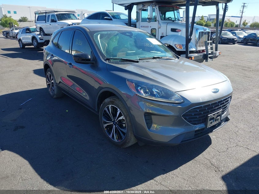 FORD ESCAPE HYBRID SE HYBRID