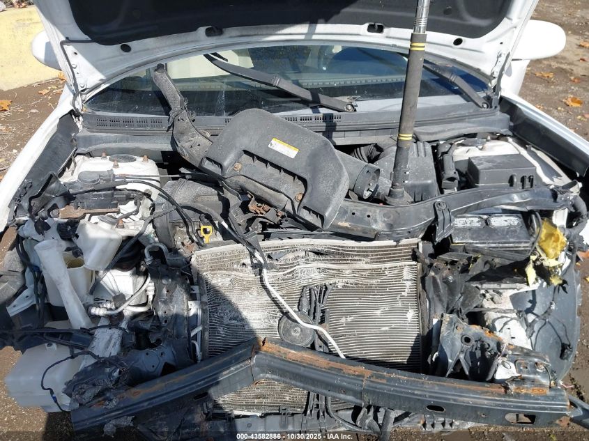 2008 Hyundai Elantra Gls/Se VIN: KMHDU46DX8U492995 Lot: 43582886