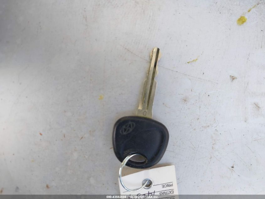 2008 Hyundai Elantra Gls/Se VIN: KMHDU46DX8U492995 Lot: 43582886