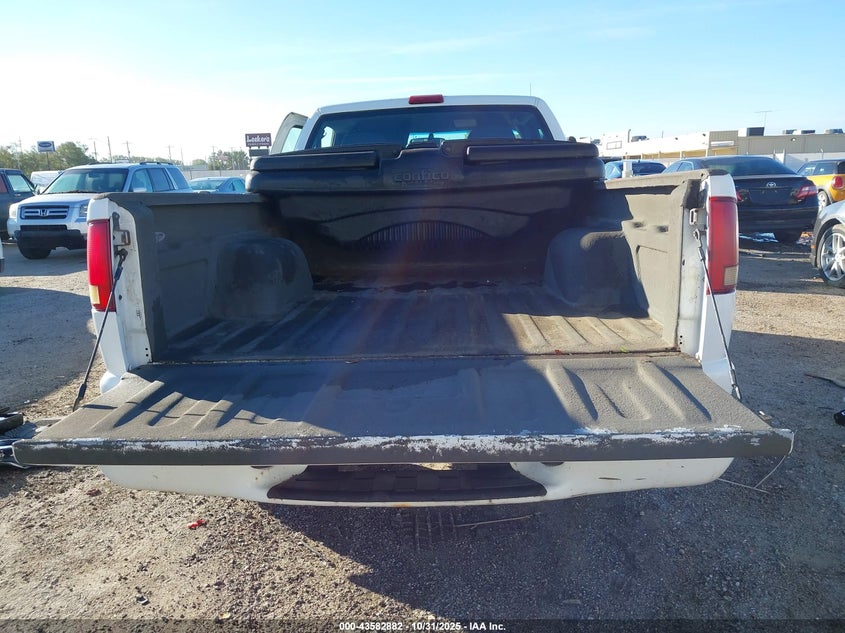 2003 GMC Sonoma Sl VIN: 1GTCS14H938214908 Lot: 43582882