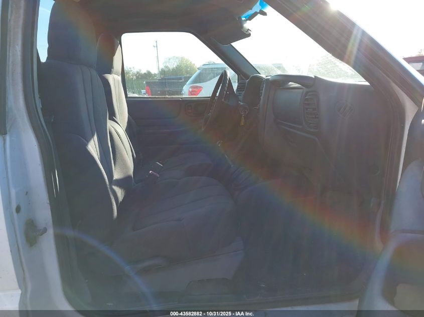 1GTCS14H938214908 2003 GMC SONOMA photo no. 5