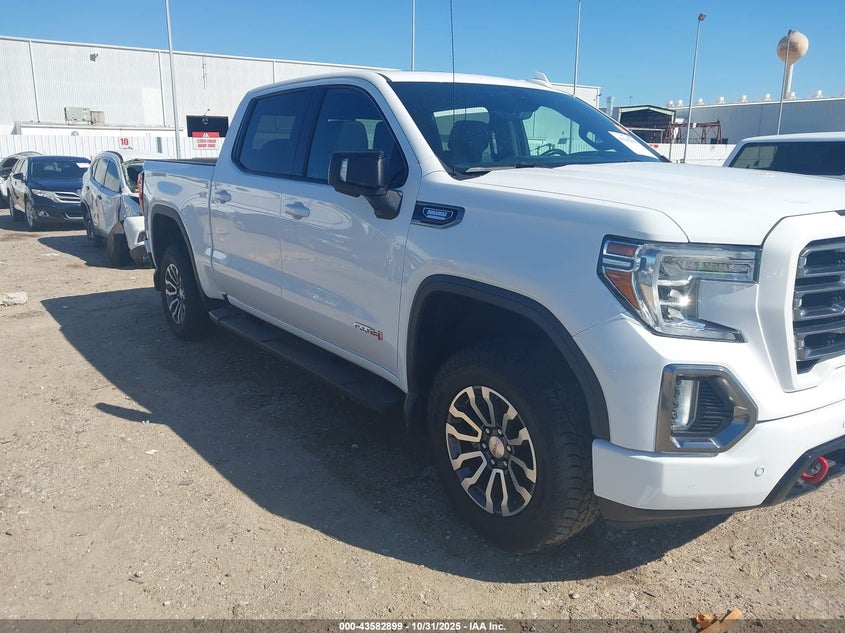 GMC SIERRA 1500 4WD SHORT BOX AT4