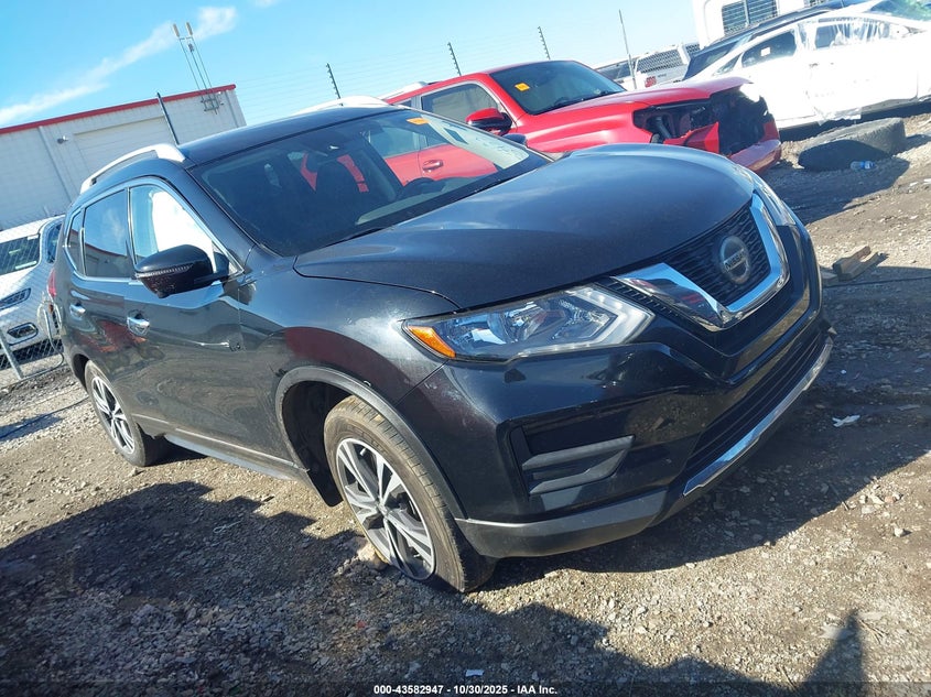 NISSAN ROGUE SV