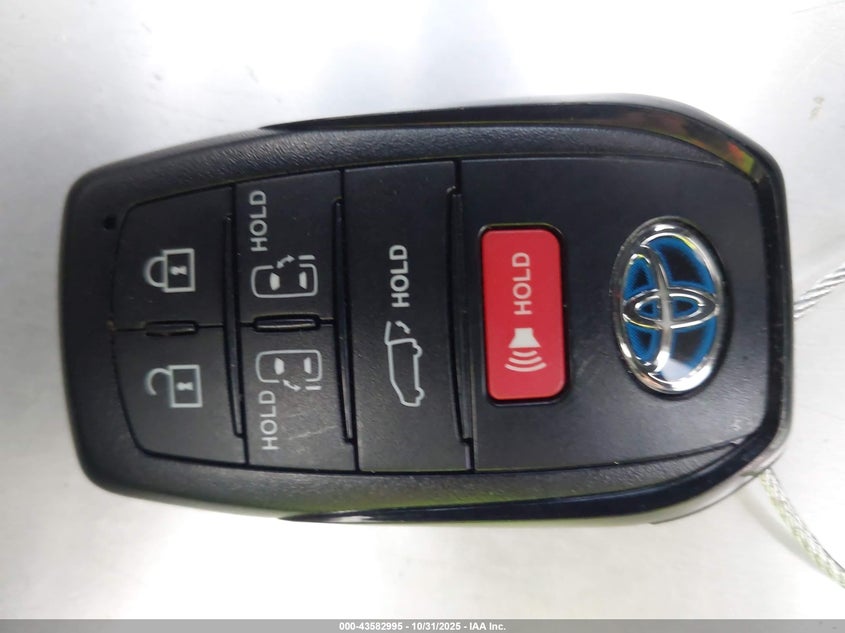 2022 Toyota Sienna Xle VIN: 5TDJRKEC9NS124250 Lot: 43582995