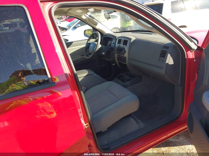 1D7HE48KX7S117591 2007 DODGE DAKOTA photo no. 5
