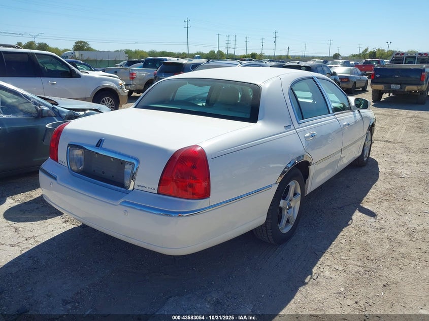 1LNHM81W75Y620678 2005 LINCOLN TOWN CAR photo no. 4