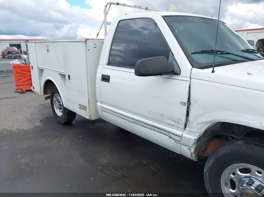 1GBGC34R7YF480714 2000 CHEVROLET C/K photo no. 19