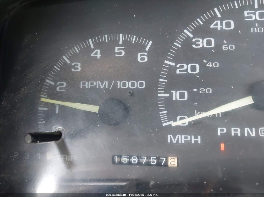 1GBGC34R7YF480714 2000 CHEVROLET C/K photo no. 7