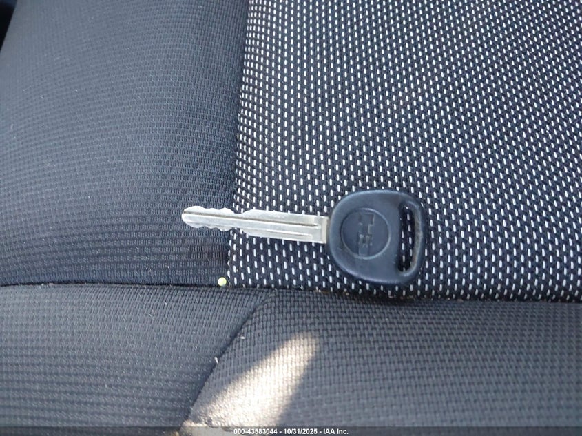 2008 Hummer H3 Suv VIN: 5GTEN13E388151800 Lot: 43583044