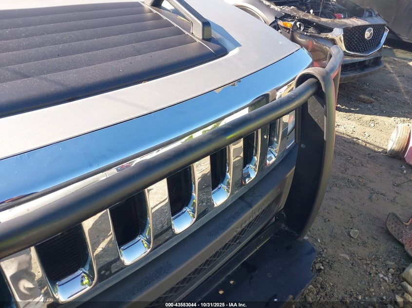 2008 Hummer H3 Suv VIN: 5GTEN13E388151800 Lot: 43583044