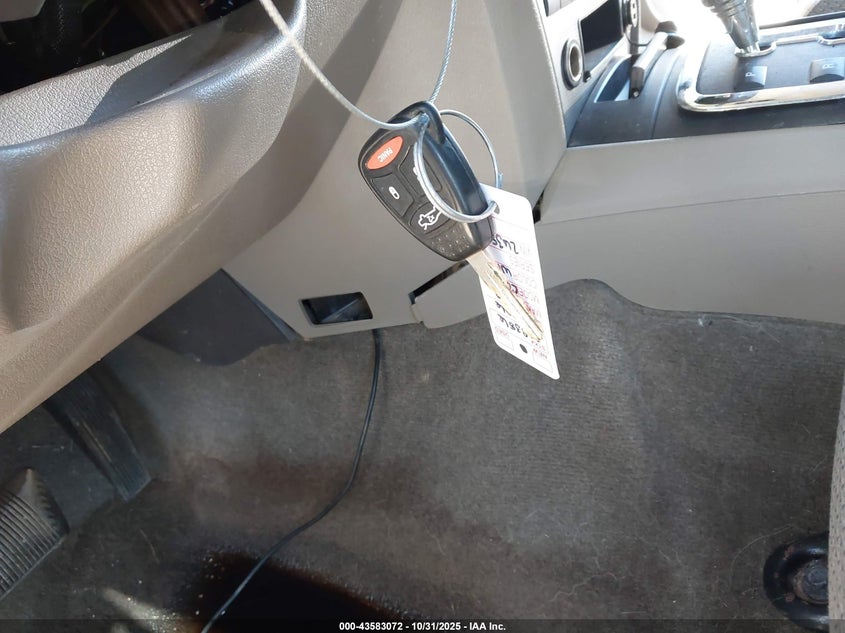 2006 Jeep Commander VIN: 1J8HG48K06C263570 Lot: 43583072