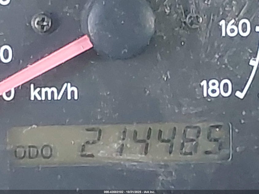 1999 Toyota Sienna Le VIN: 4T3ZF13CXXU114708 Lot: 43583102