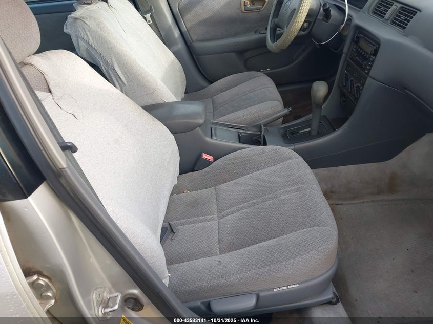 4T1BG28K21U809446 2001 TOYOTA CAMRY photo no. 5