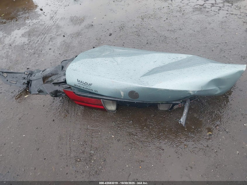 2005 Mercury Grand Marquis Gs VIN: 2MEFM74W85X668853 Lot: 43583319