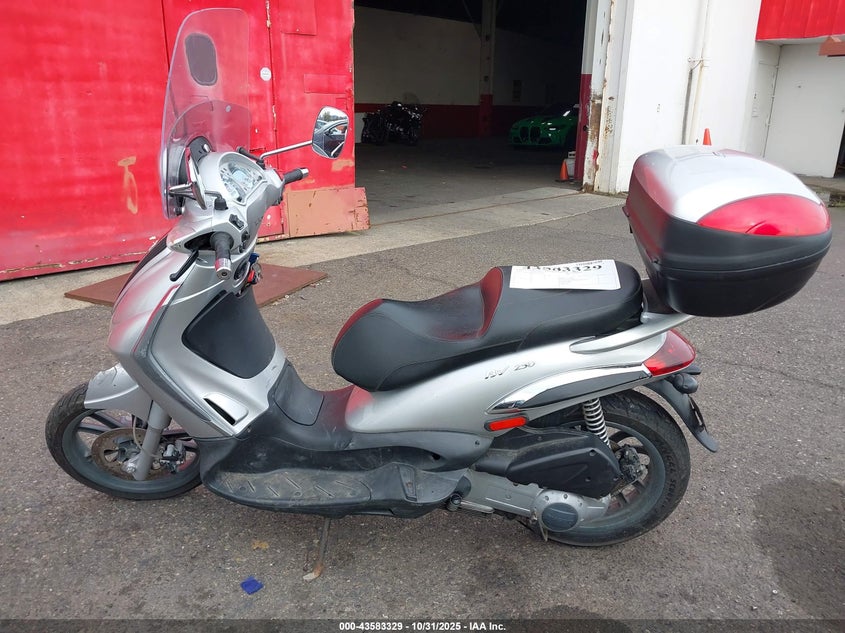 2009 Piaggio Bv 250 VIN: ZAPM289M395301831 Lot: 43583329