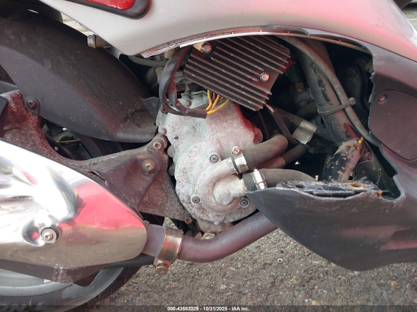 2009 Piaggio Bv 250 VIN: ZAPM289M395301831 Lot: 43583329