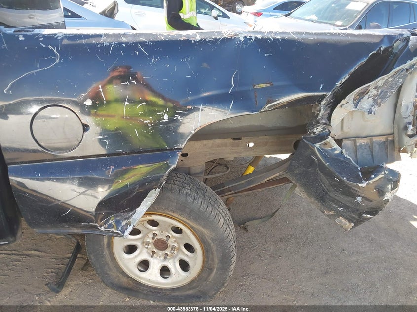 2GCEC19T711107861 2001 CHEVROLET SILVERADO photo no. 6