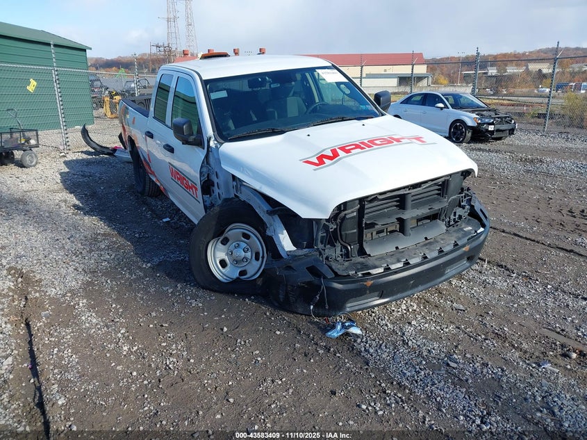 RAM 1500 TRADESMAN 4X2 6 4 BOX